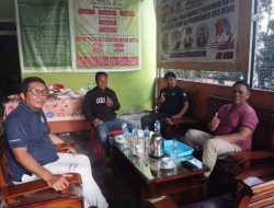 Suasana Akrab, Awak Media Bakudapa deng Kanit Pasar Winenet